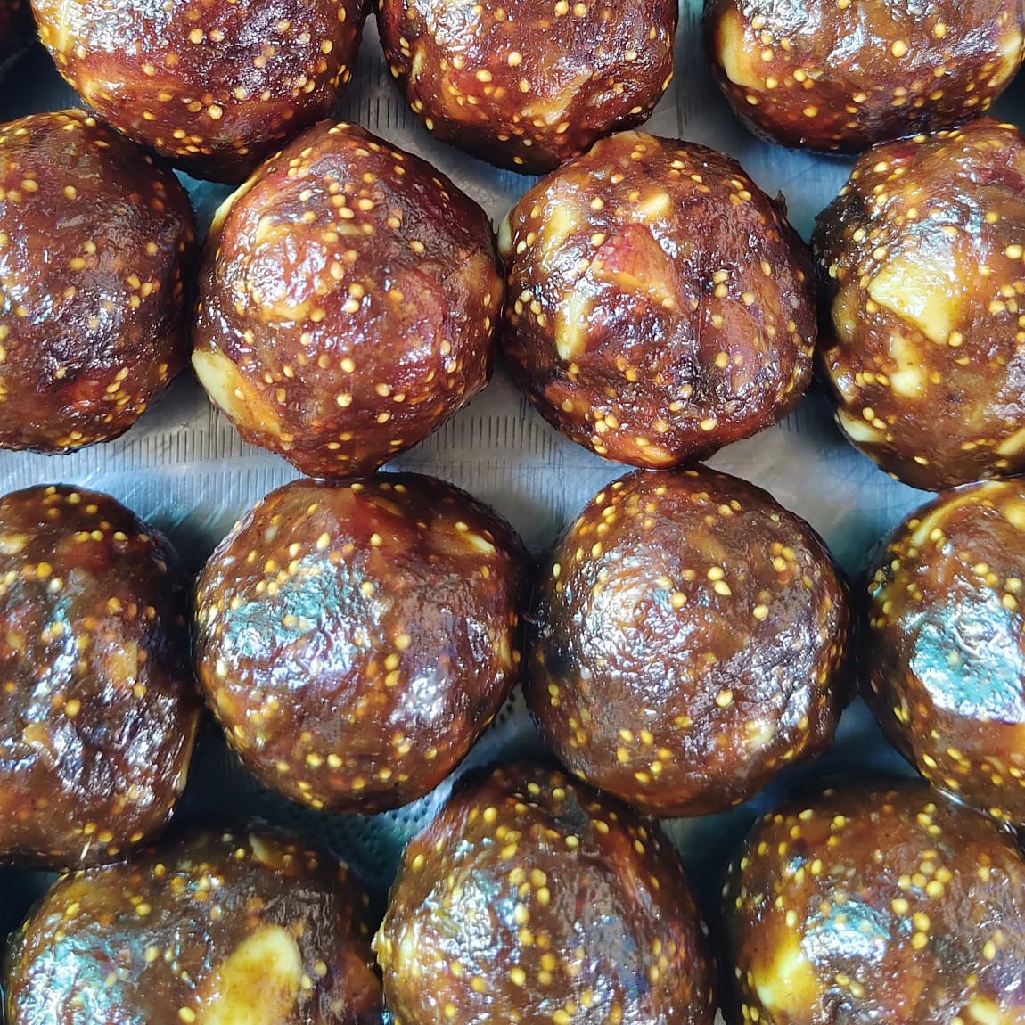 Fig Laddu 100g Rs-120