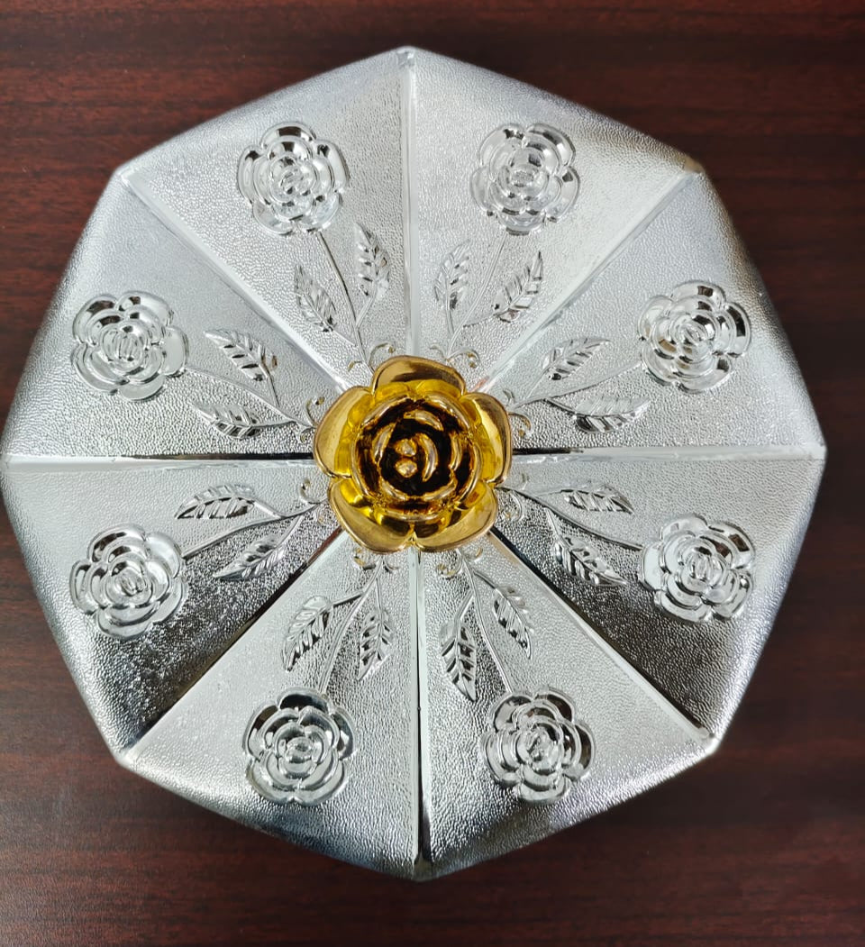 Gift Box No.10 Rs.699