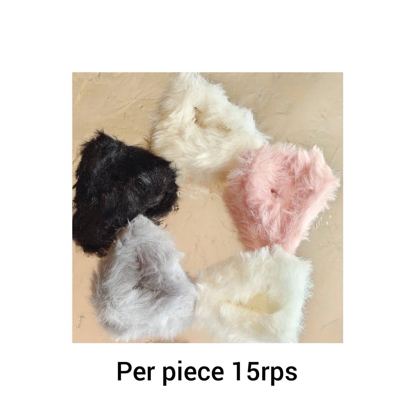 (No:14) Sml fur Claw Clips Rs-15