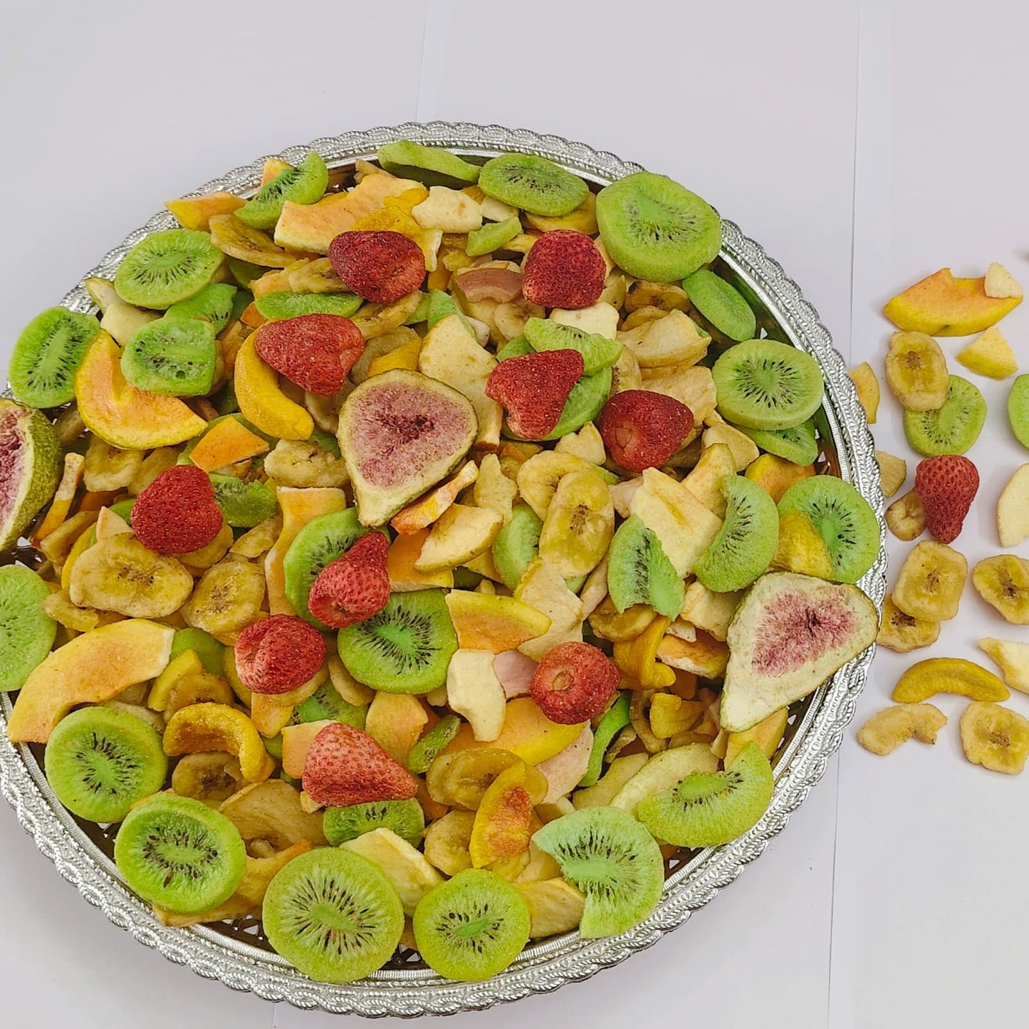 Fruit chips 100g Rs-200