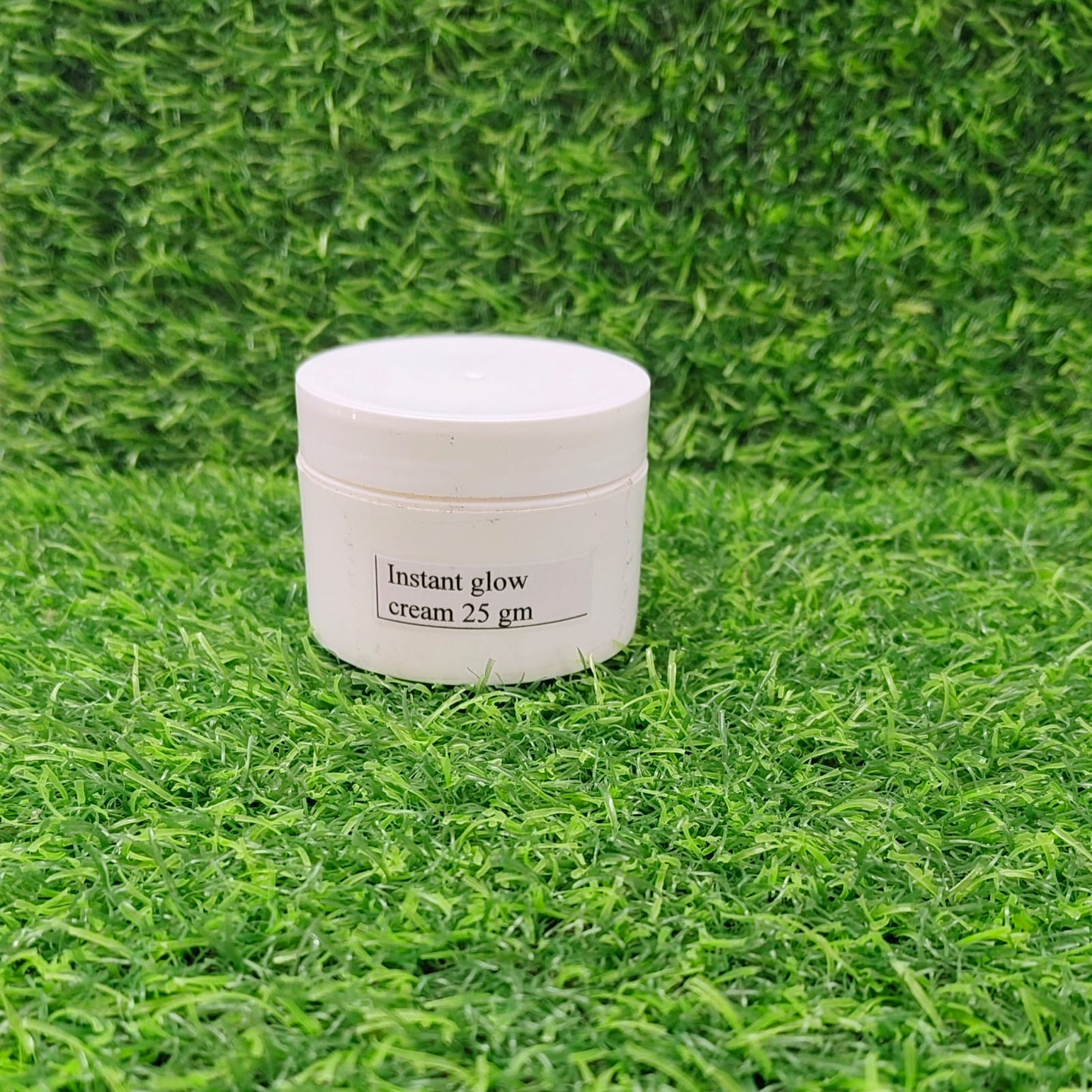 Instant Glow Cream 25g Rs.130