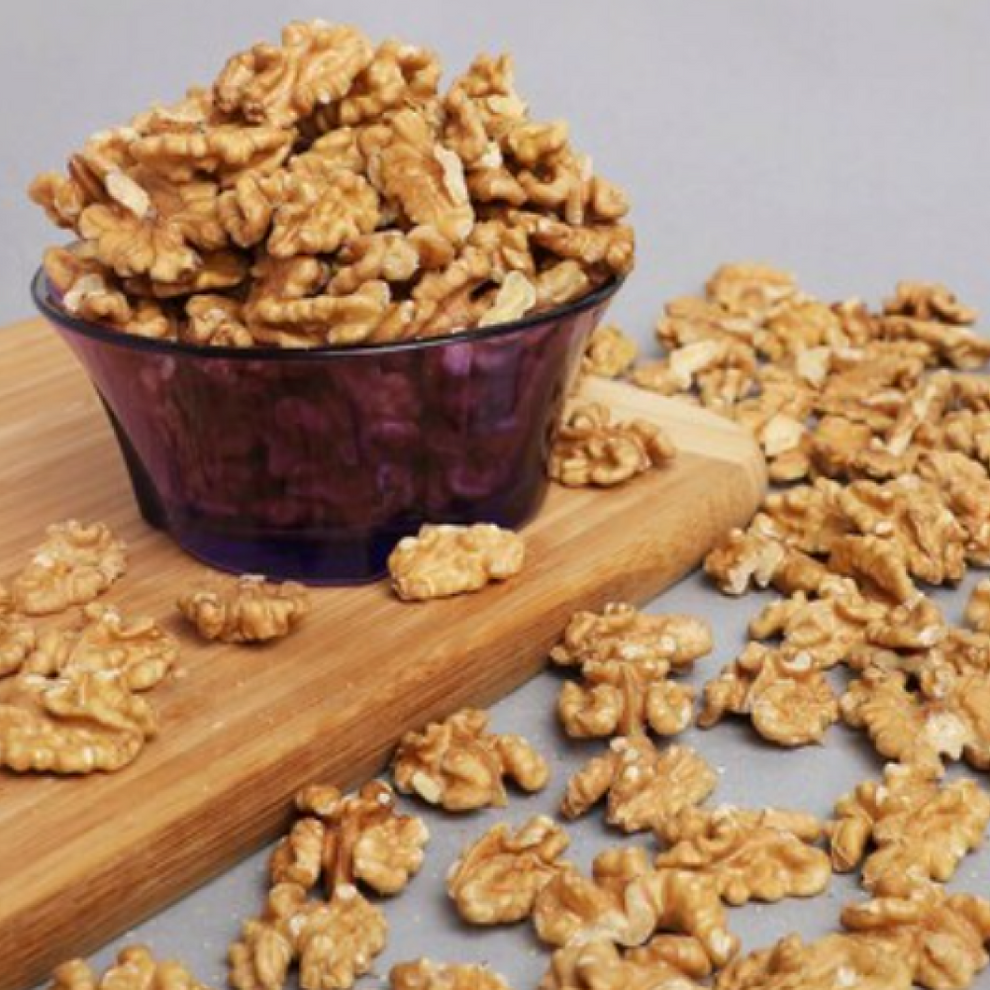 Normal Split Walnut 250g – orlydryfruits